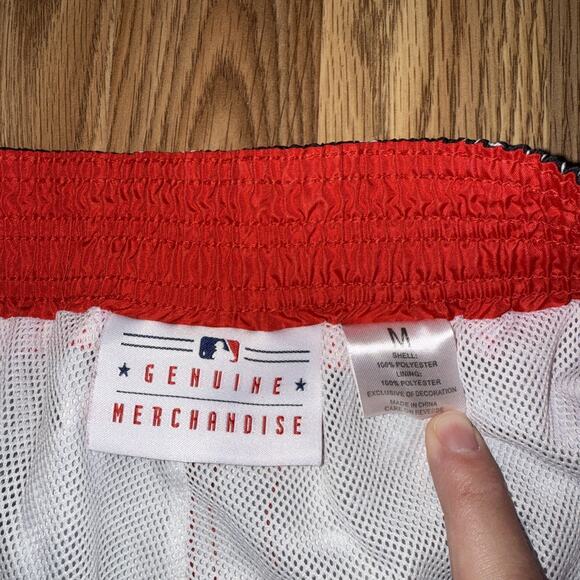 Cincinnati Reds MLB Black Hawaiian Swim Trunks Medium Lined Logo Mens - Picture 4 of 10